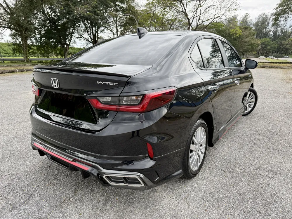 Honda City 1.5 V (A) Black photo 5