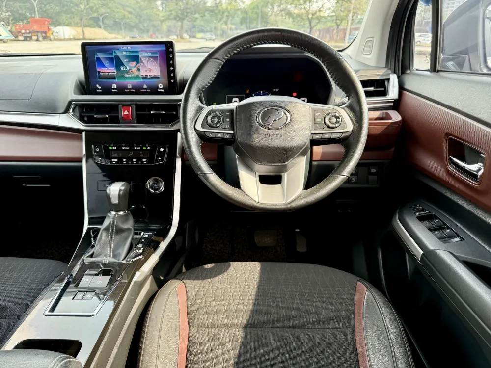 Perodua Alza 1.5 AV (A) Advance Silver photo 1