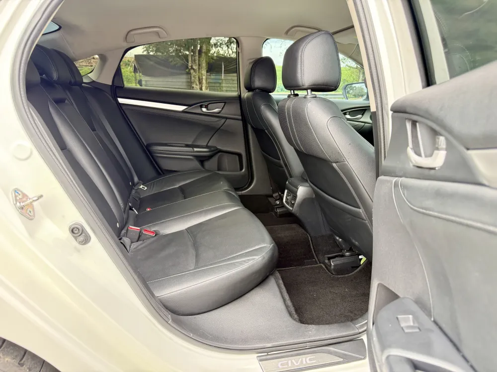 Honda Civic 1.5 TC-P (A) Premium photo 3