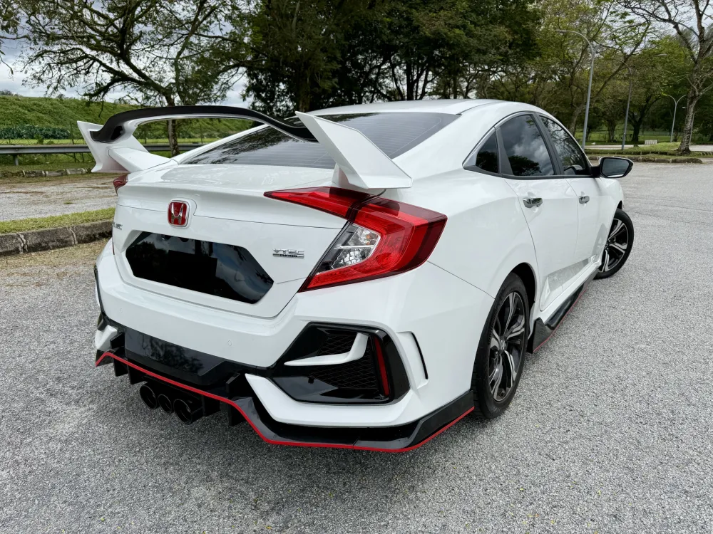 Honda Civic 1.5 TC-P (A) Premium photo 5