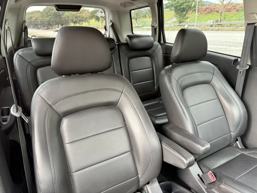 Proton Exora 1.6 (A) Premium White photo 2