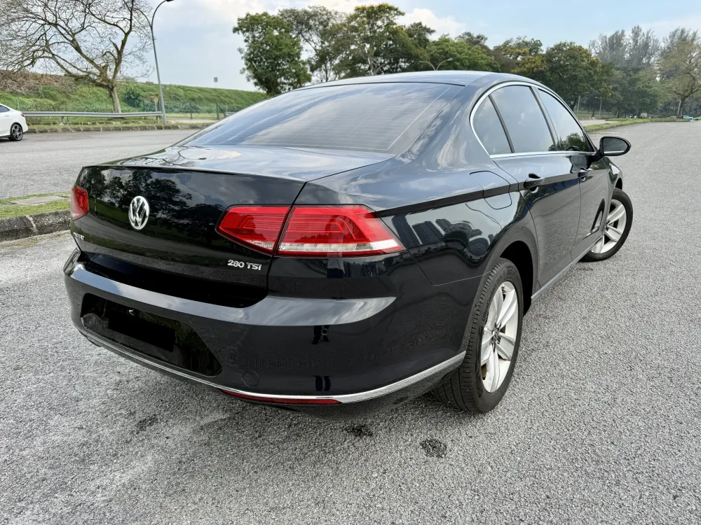 Volkswagen Passat 1.8 (A) TSI photo 5