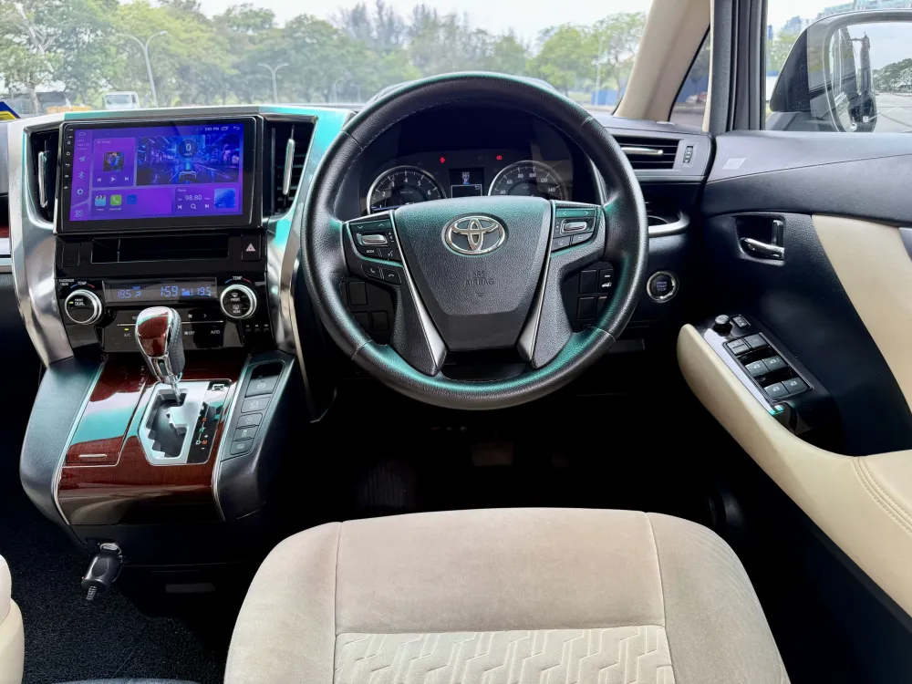 Toyota Vellfire 2.5 (A) ZG 7 Seater photo 1